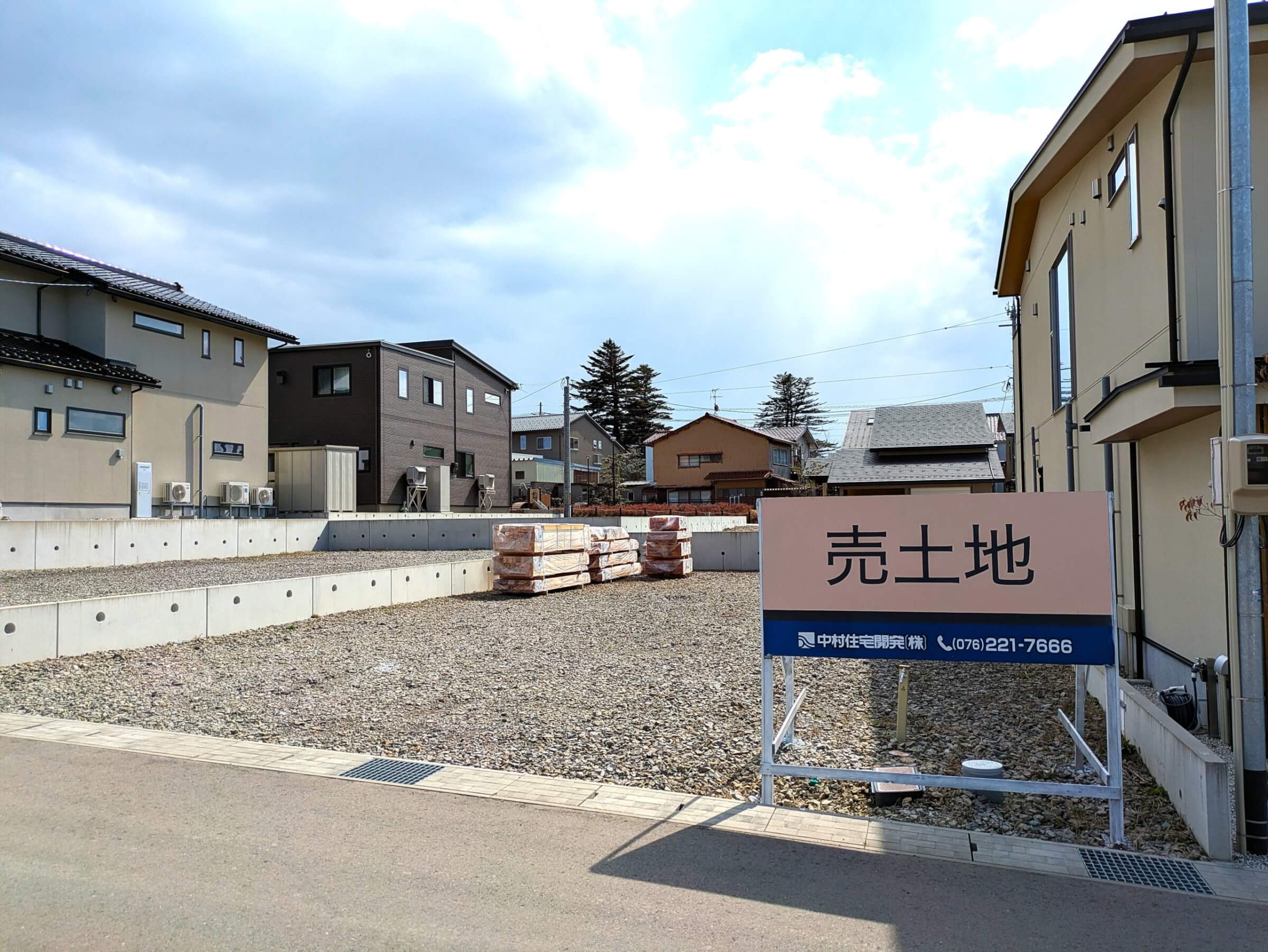 金沢市弥生3丁目